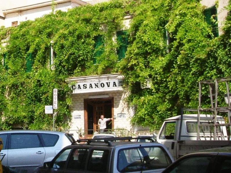 Hotel Casanova 2*